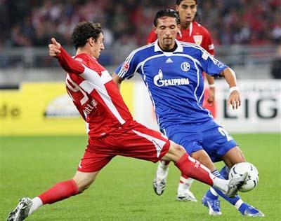 坏消息，老鹰队中锋波尔津吉斯领衔对阵湖人队的伤病名单