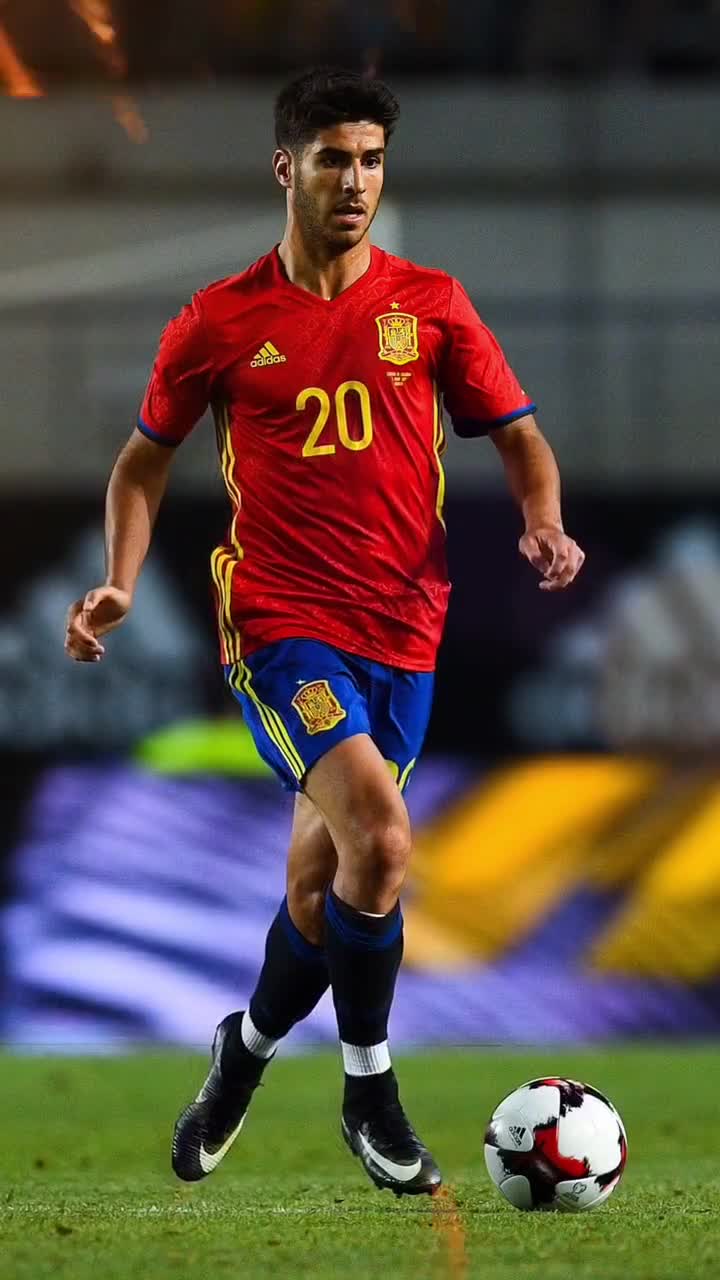 41岁仍在巅峰 勒布朗-詹姆斯用实力诠释时间无法击倒传奇